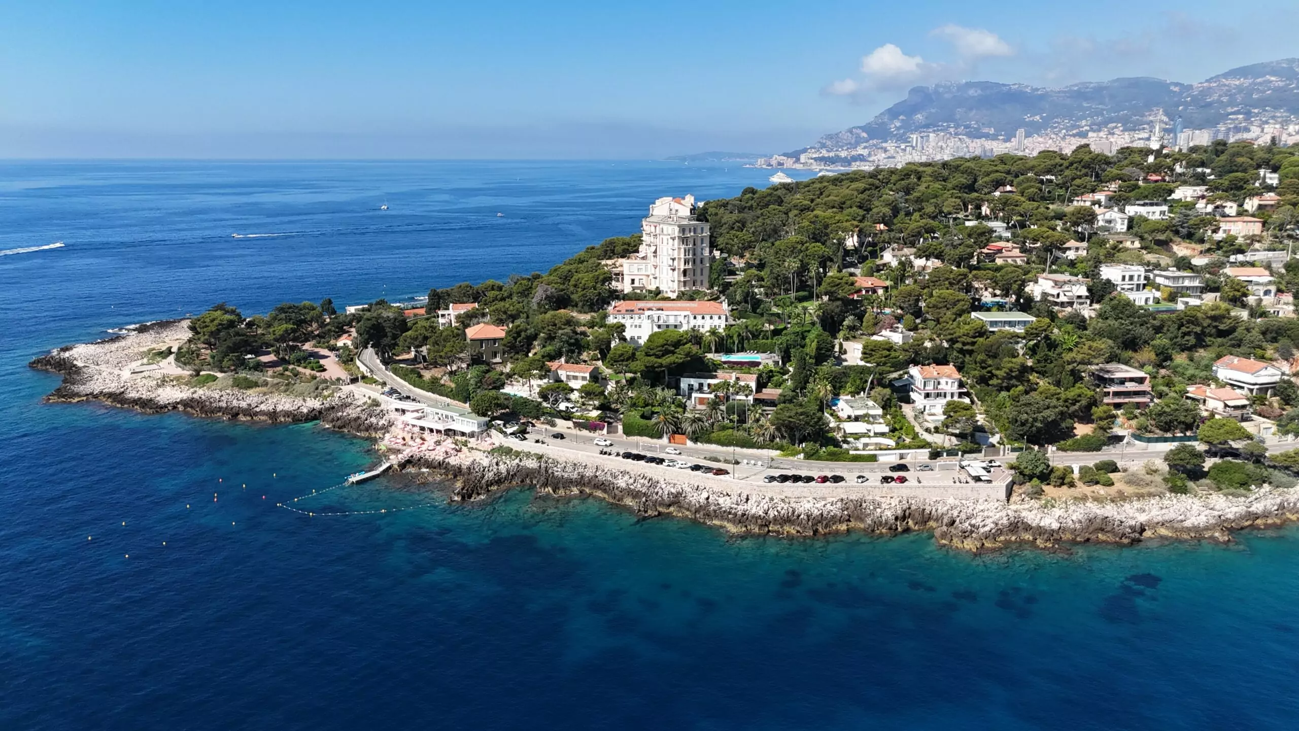 12-O-point-du-Cap-Monaco-in-the-back–scaled